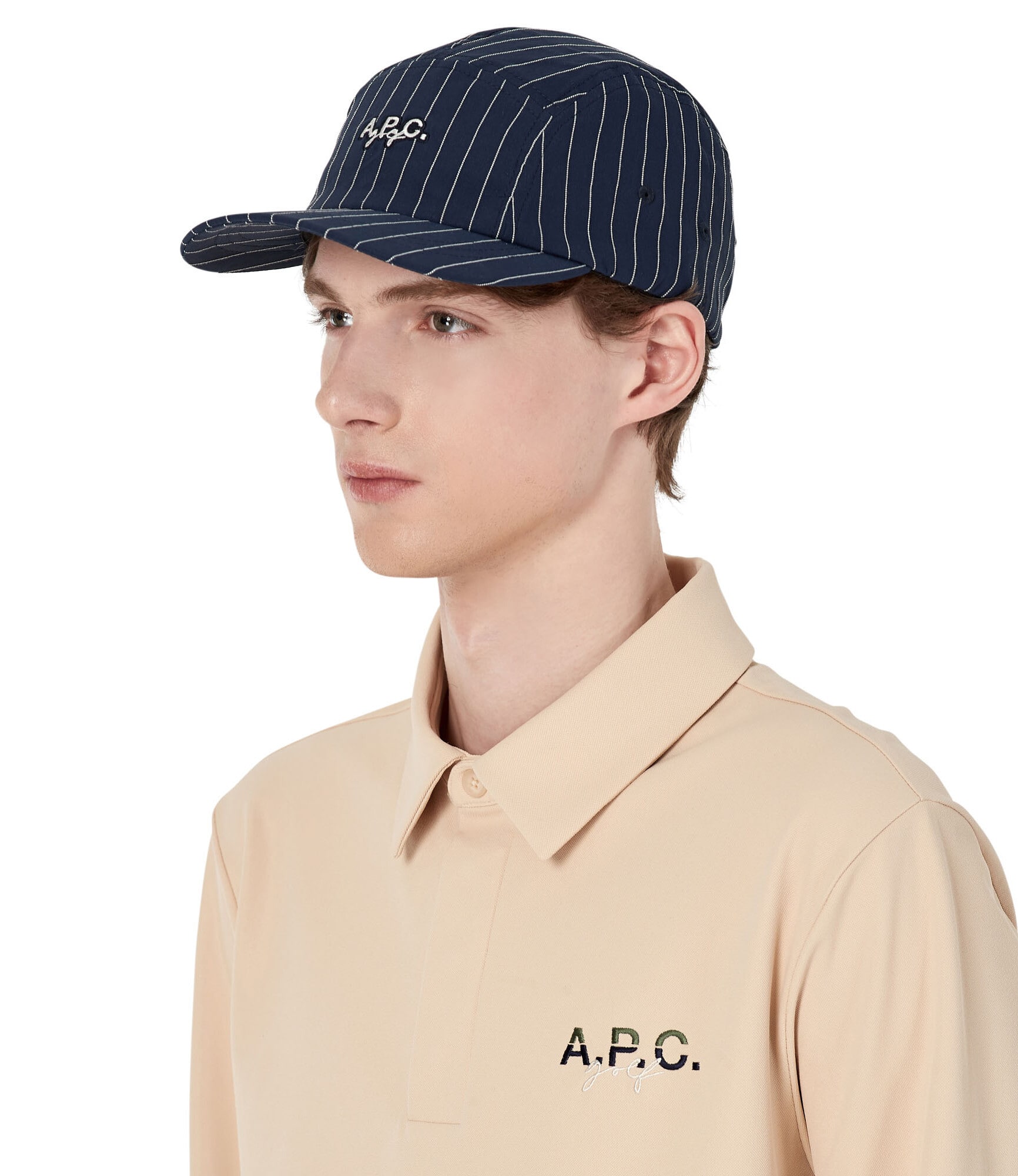 ダークネイビー