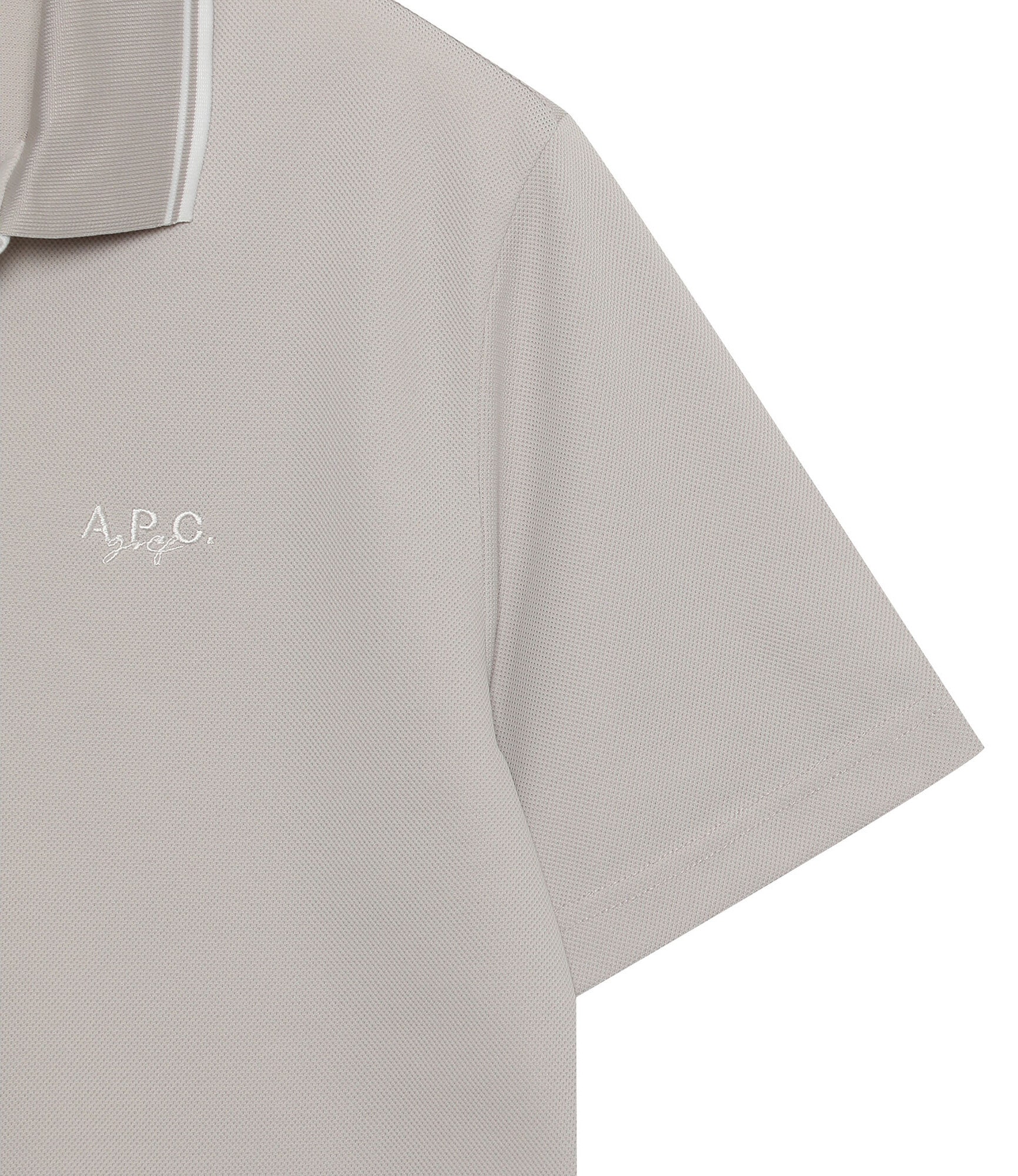 ペールベージュ