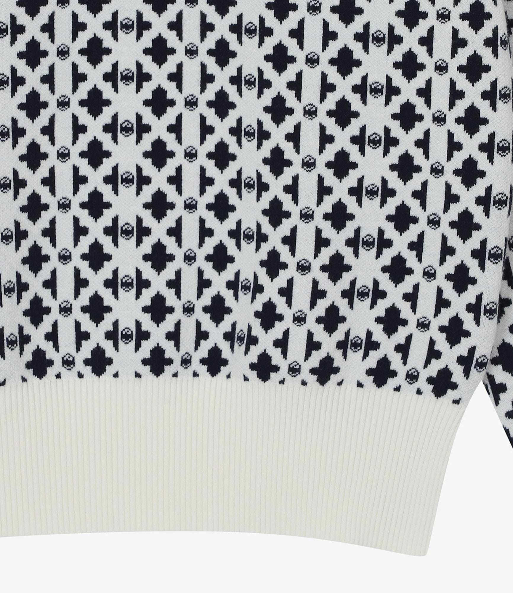 ダークネイビー