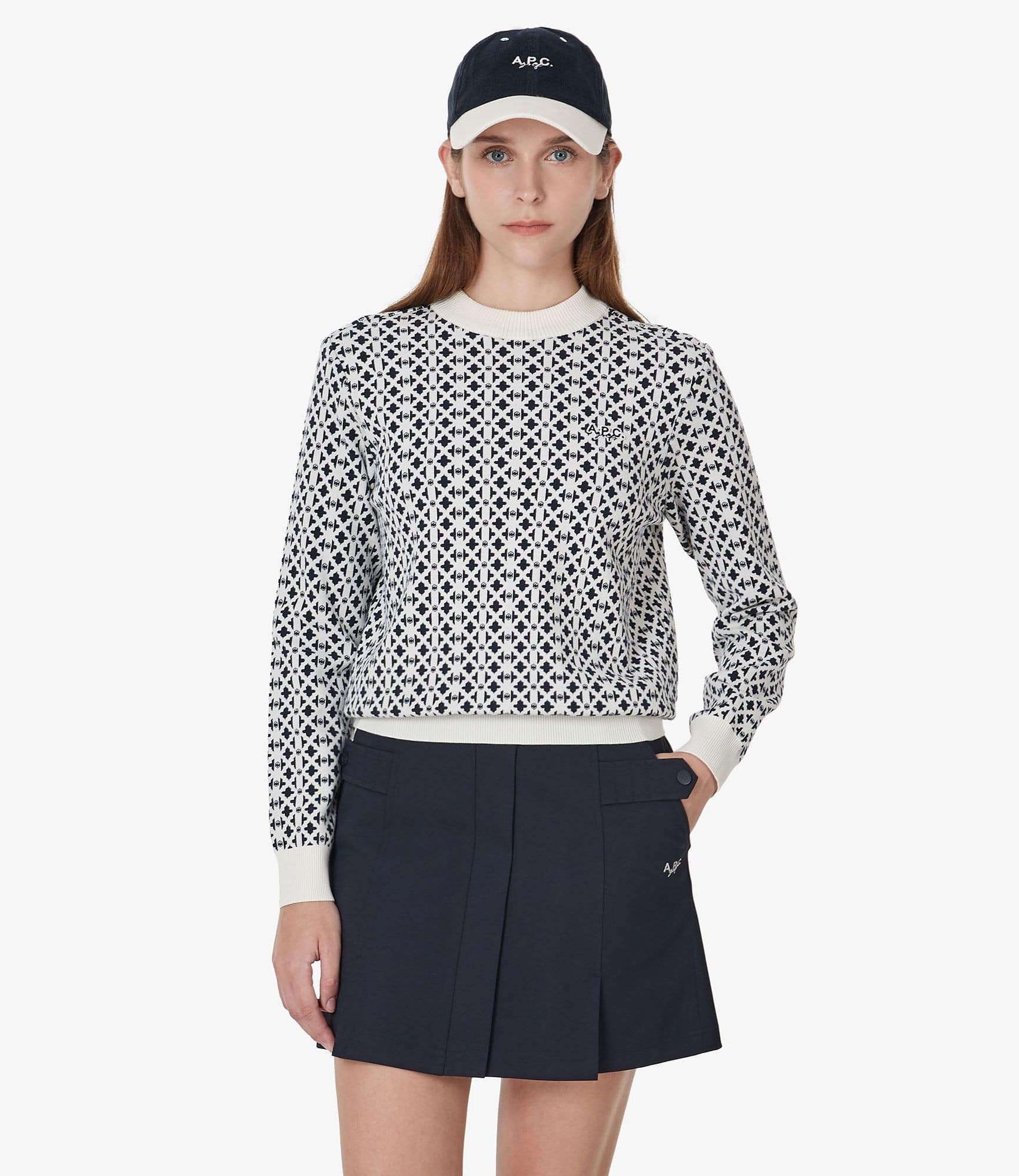 ダークネイビー