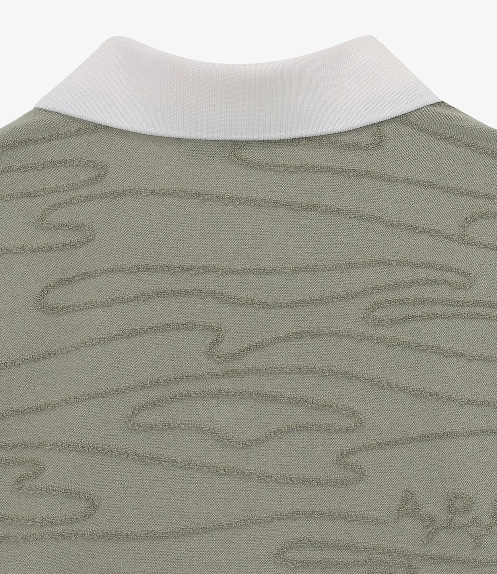 ライトグリーン