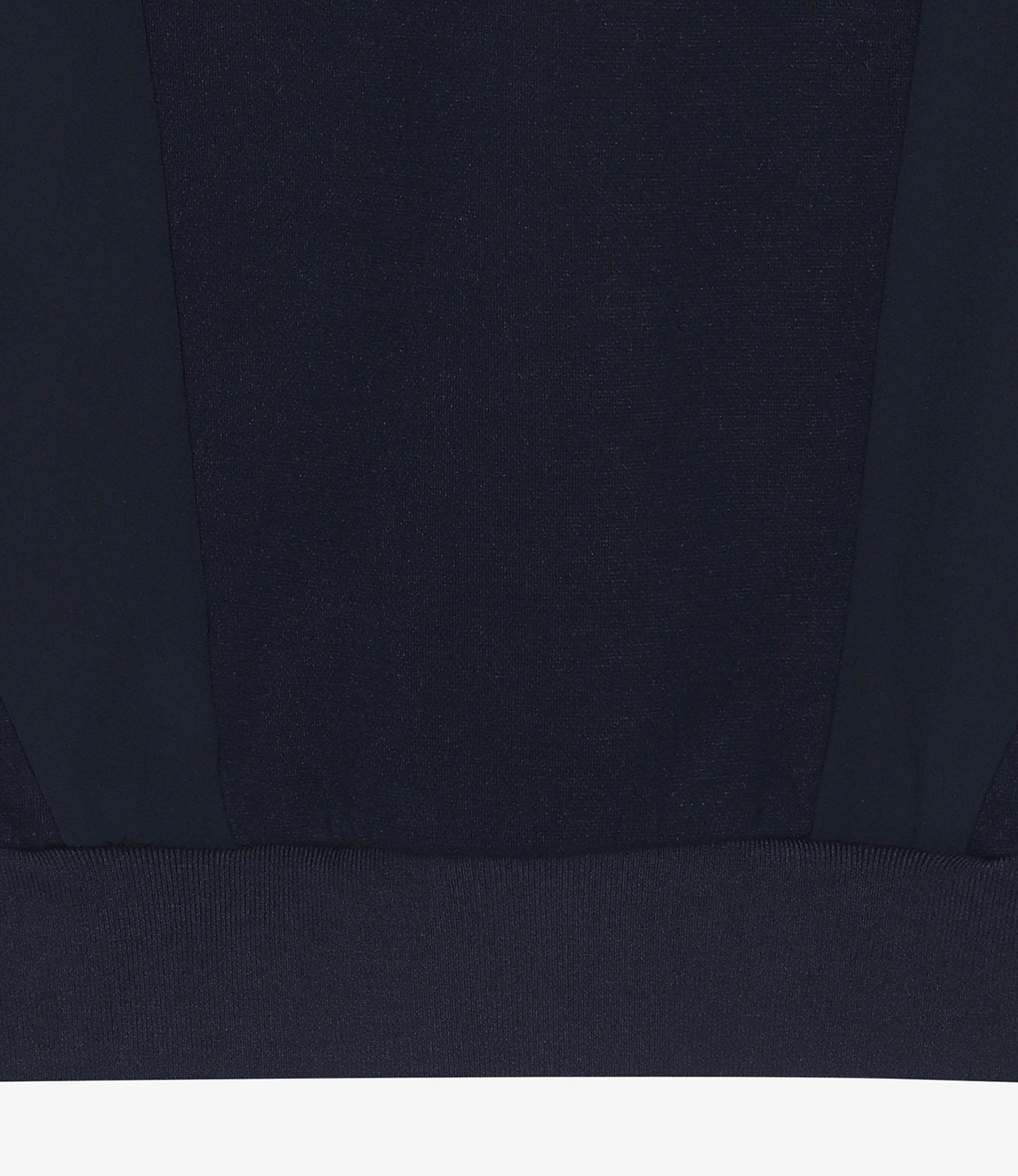 ダークネイビー