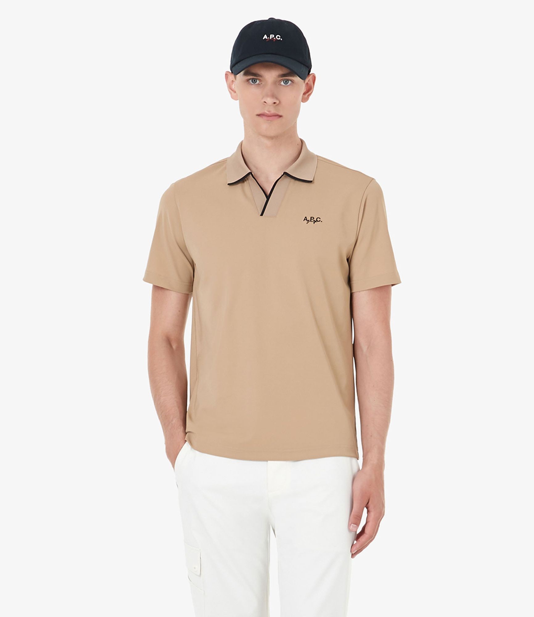 ダークネイビー