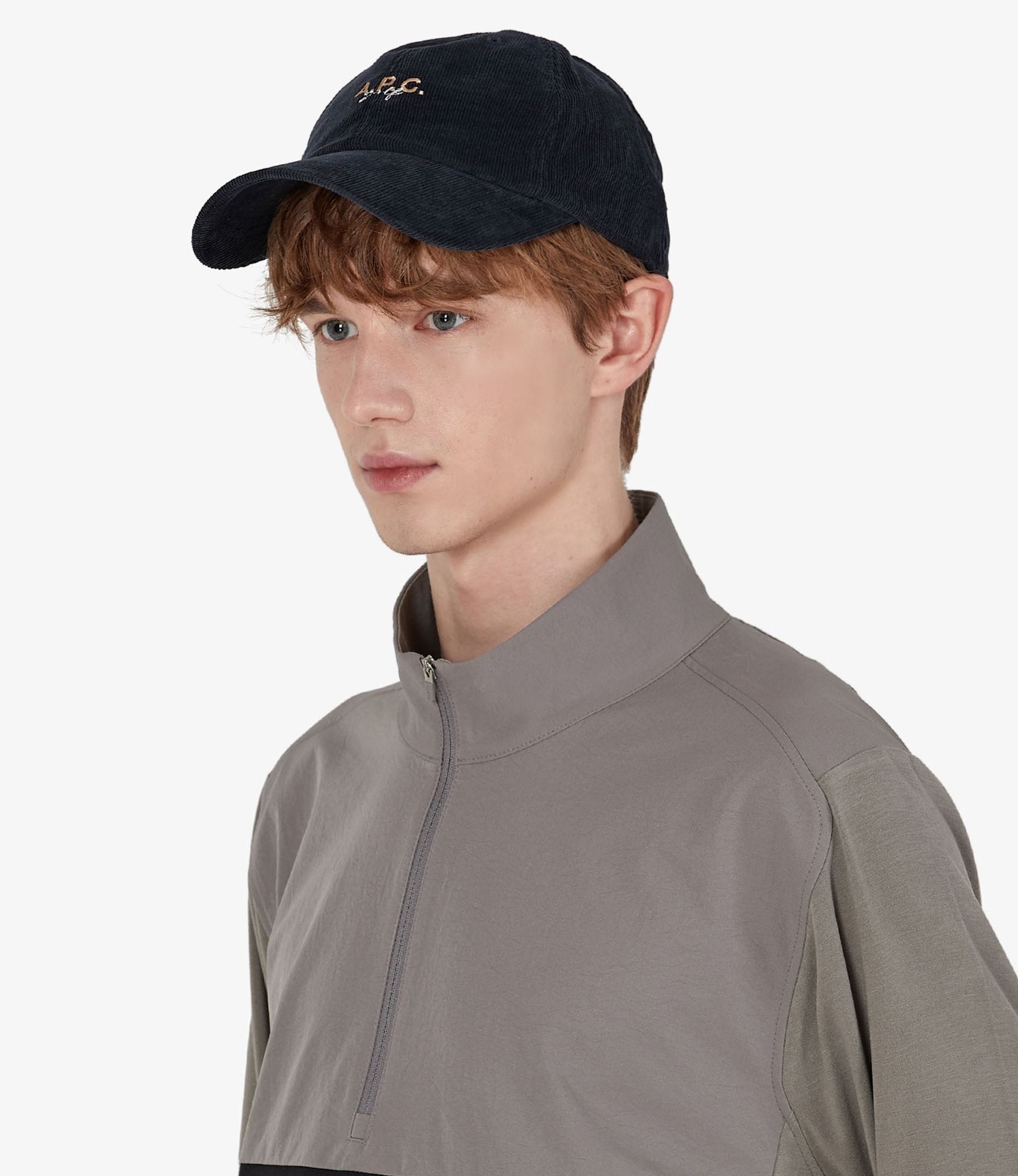 ダークネイビー