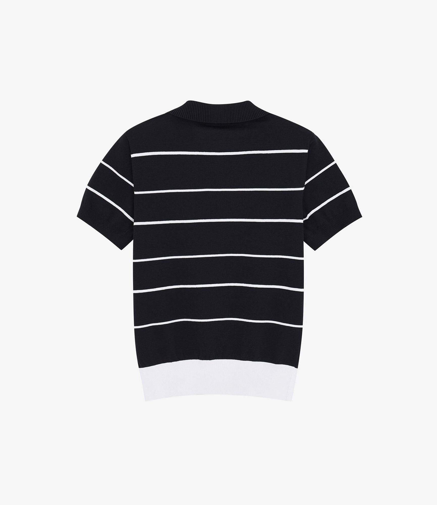 ダークネイビー