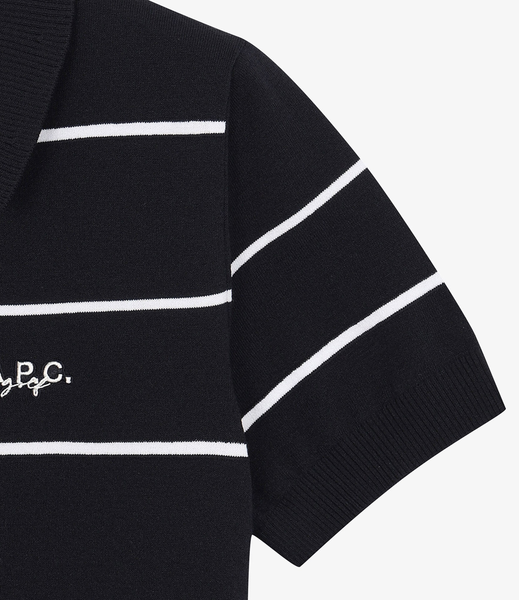 ダークネイビー