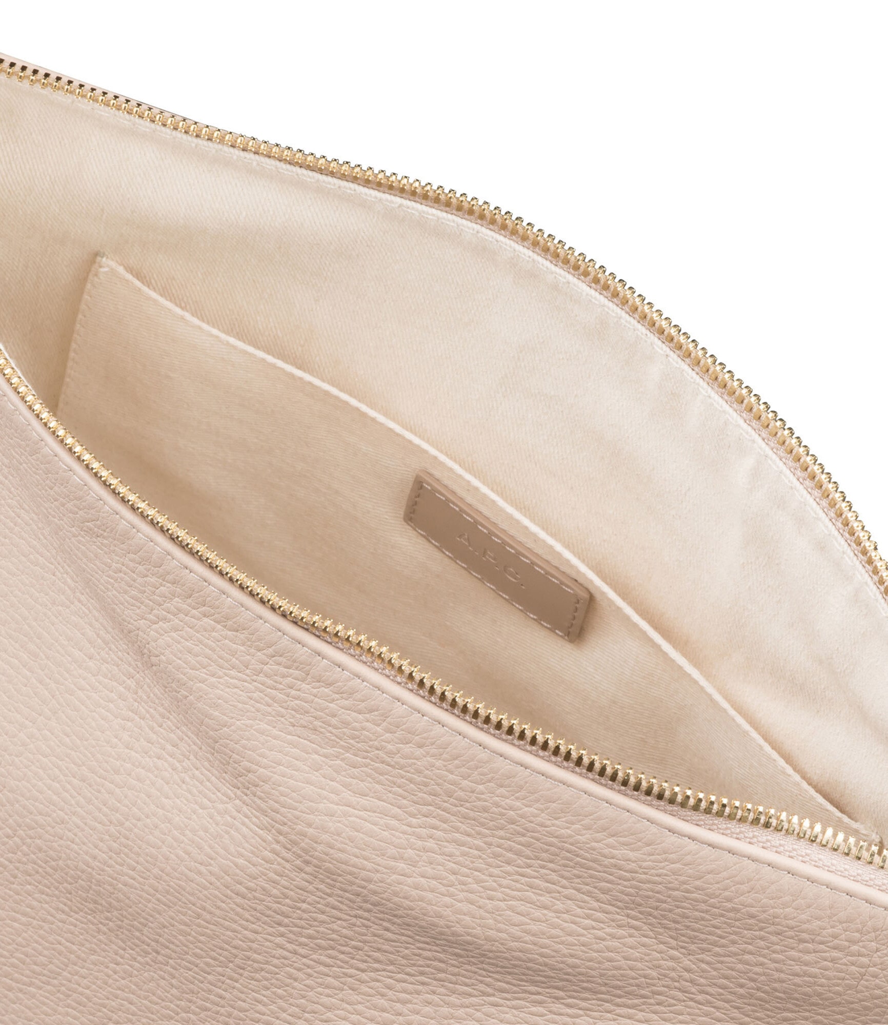 ヌードベージュ