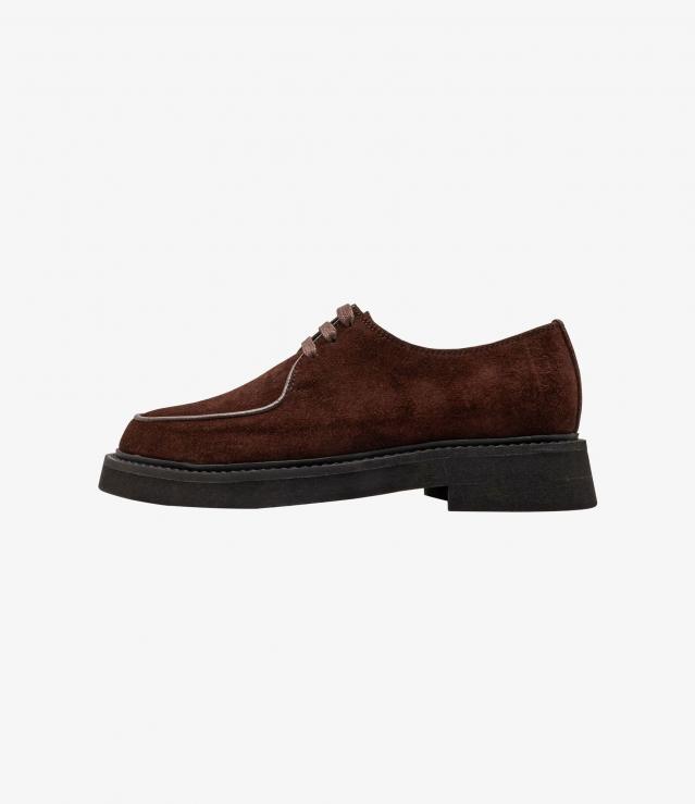 A.P.C. レディース革靴 CLINIC made in USA サイズ37 新品未使用 A.P.C Plainスニーカー サイズ37