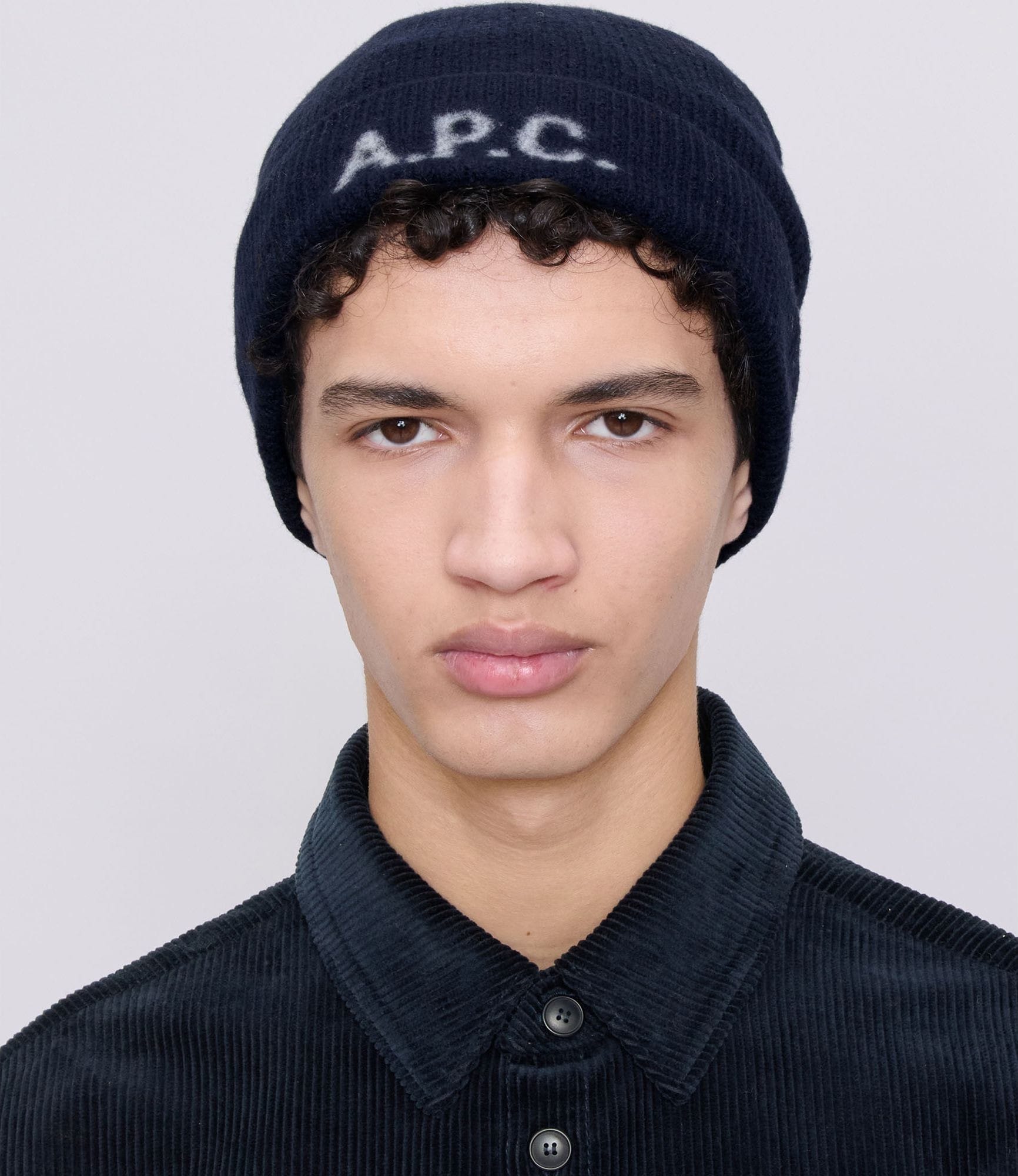 ダークネイビー