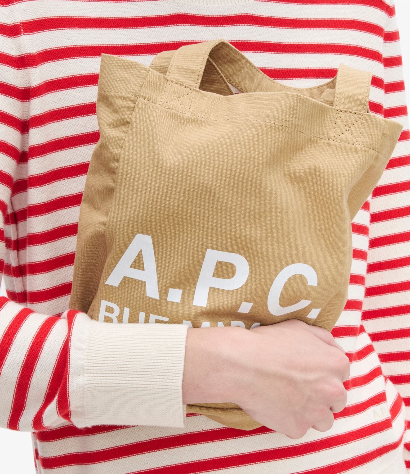 ダークベージュ