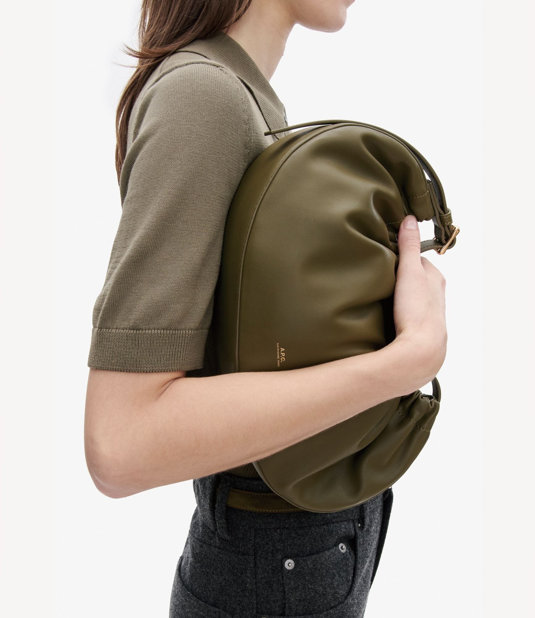 ミリタリーカーキ