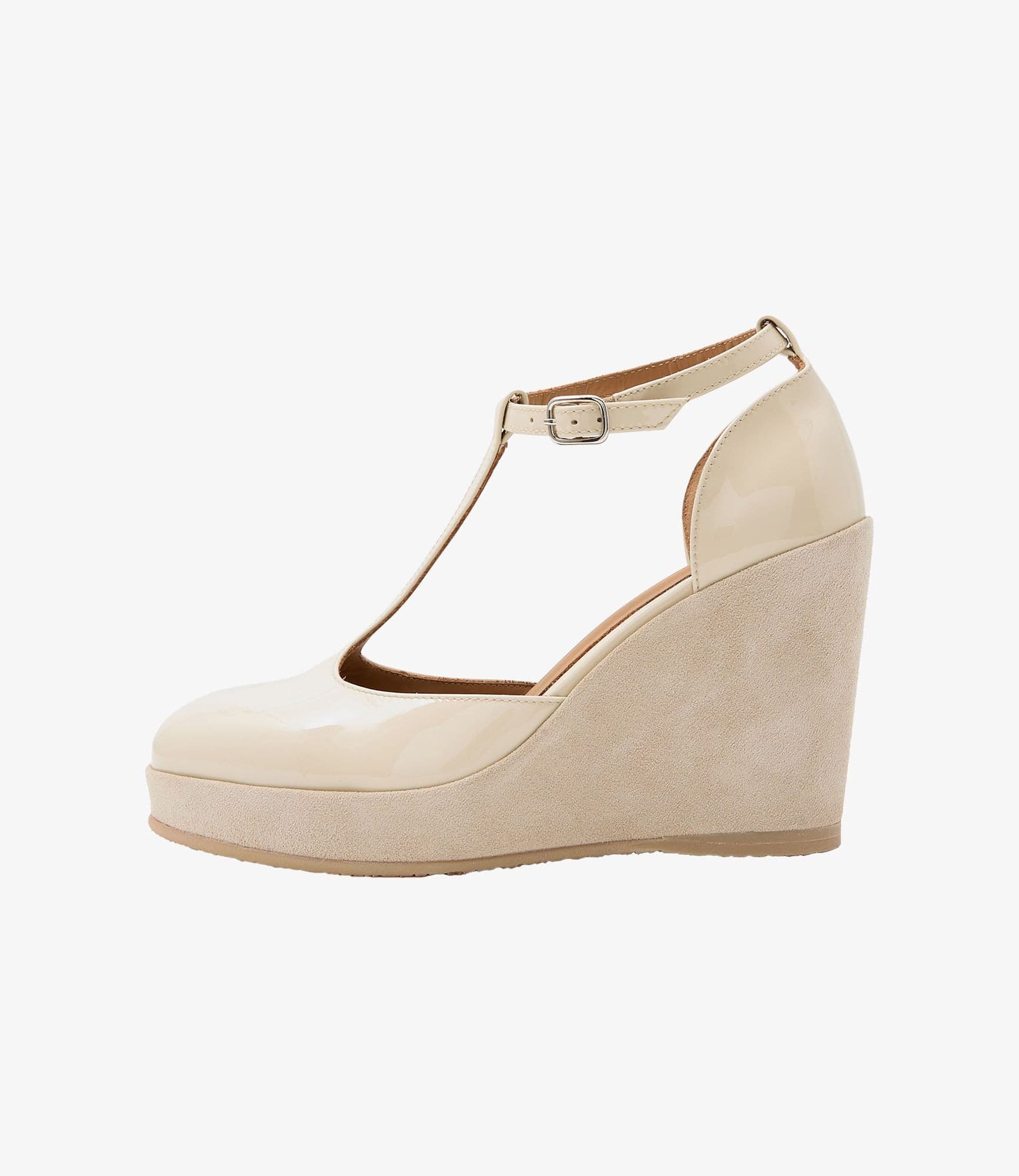 ペールイエロー