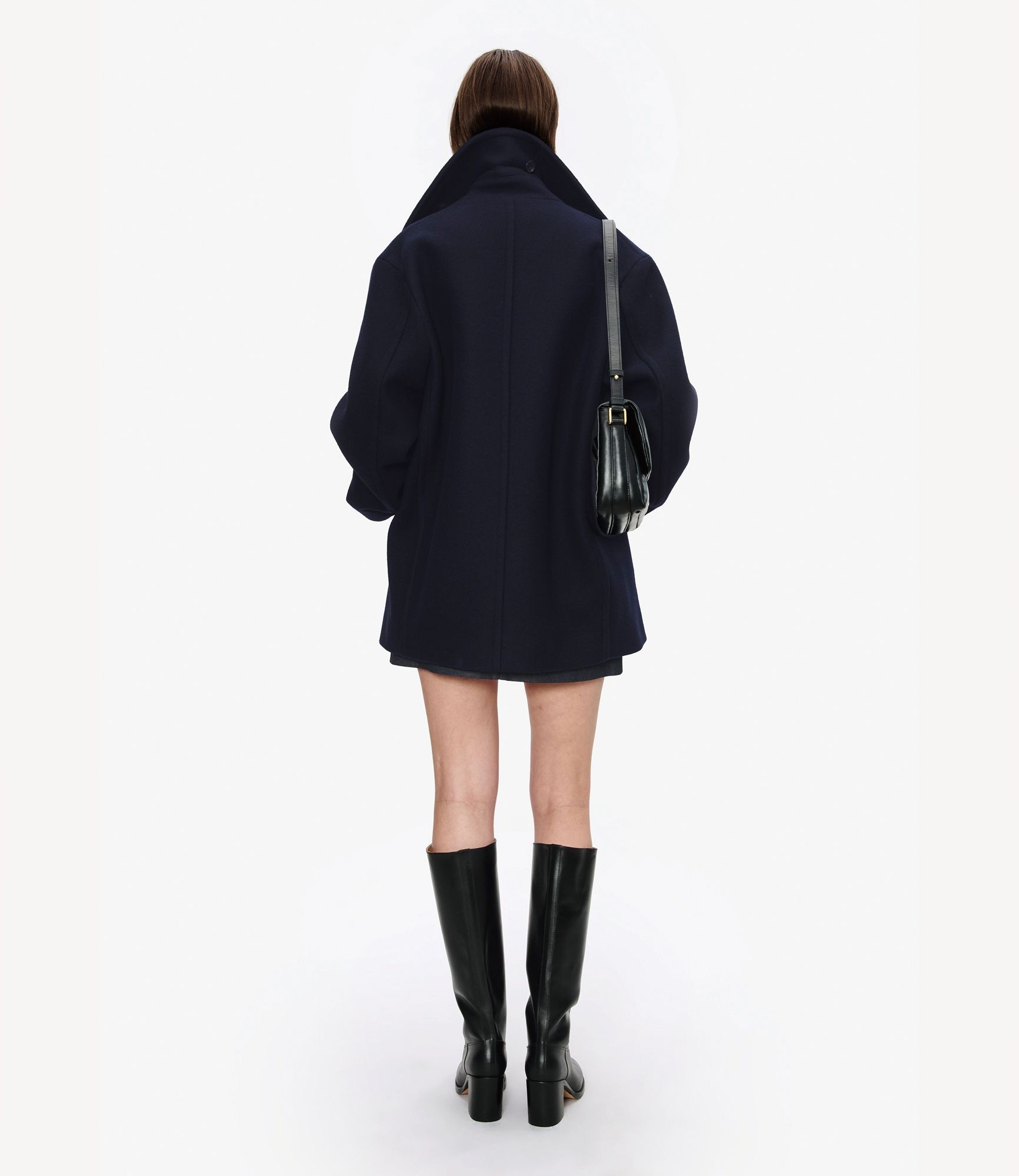 ダークネイビー