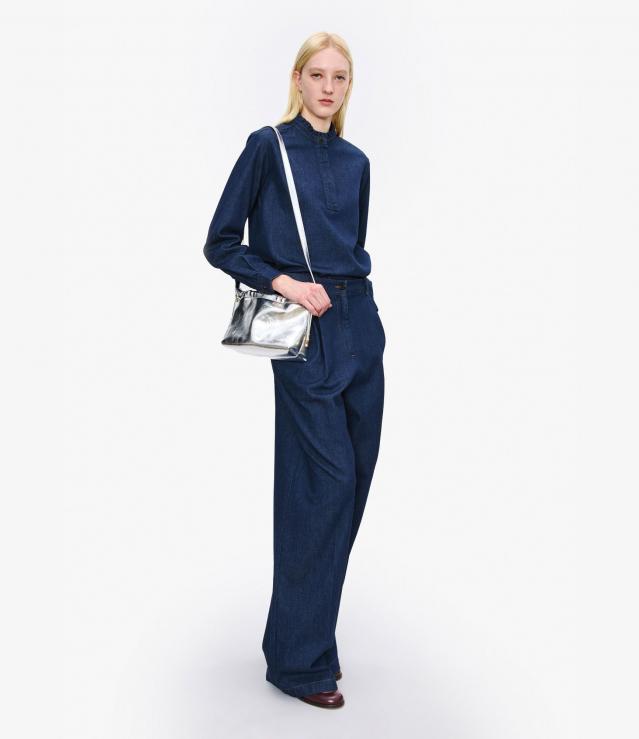 ラッフルカラー付ブラウス