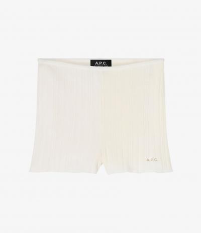 ショートパンツ