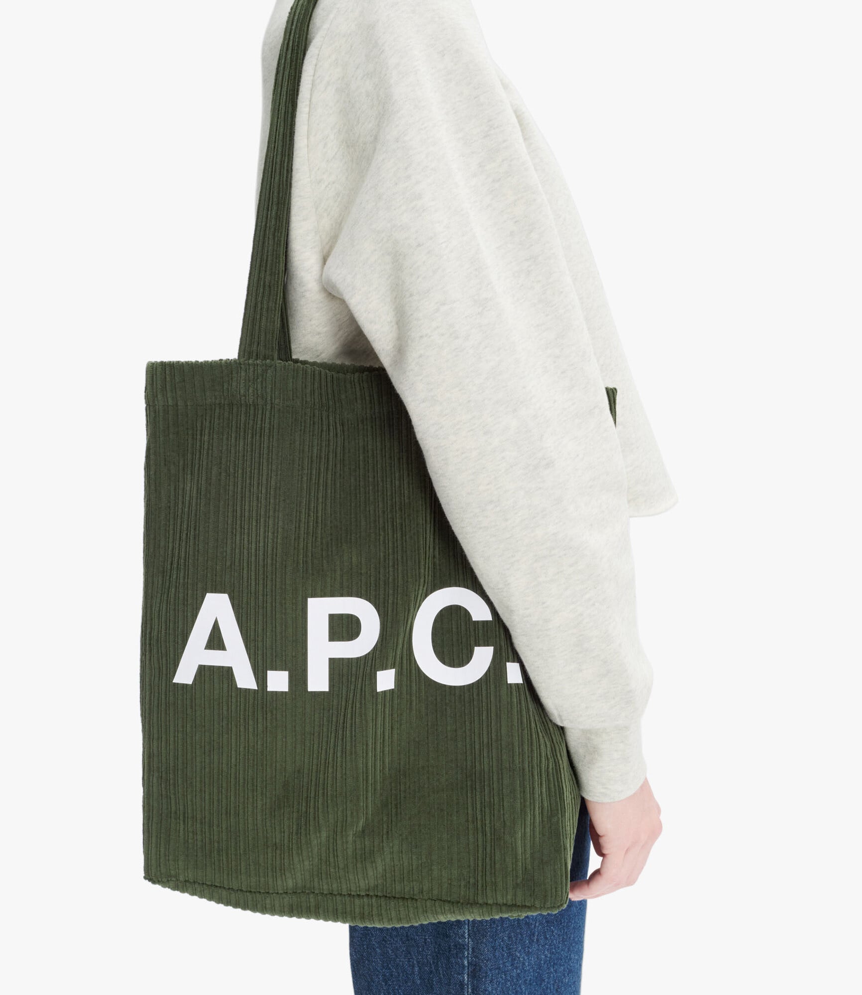 フォレストグリーン