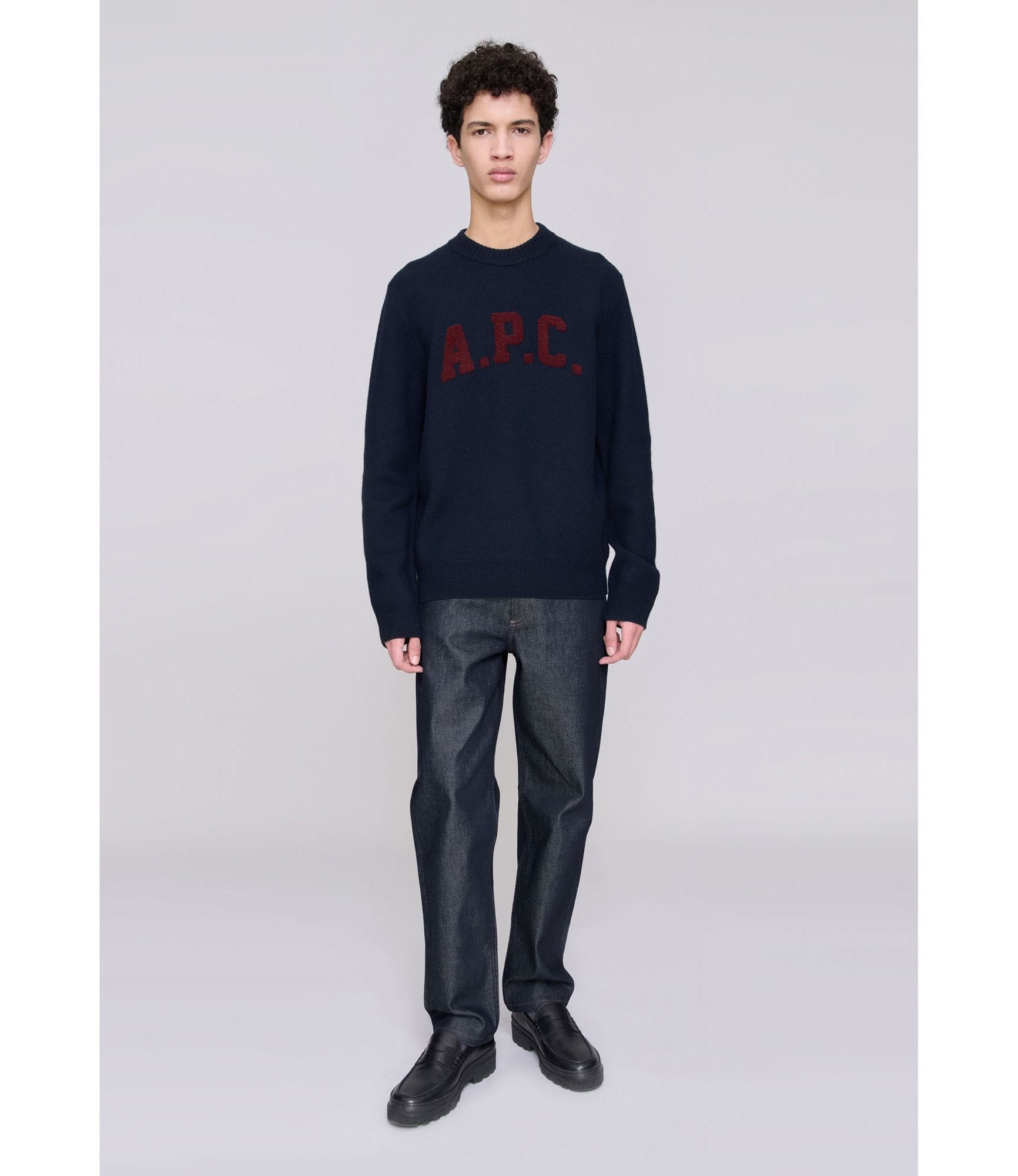 ダークネイビー