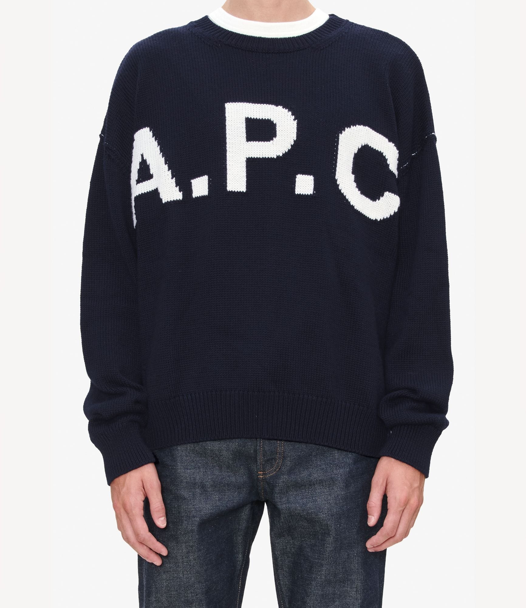 ダークネイビー