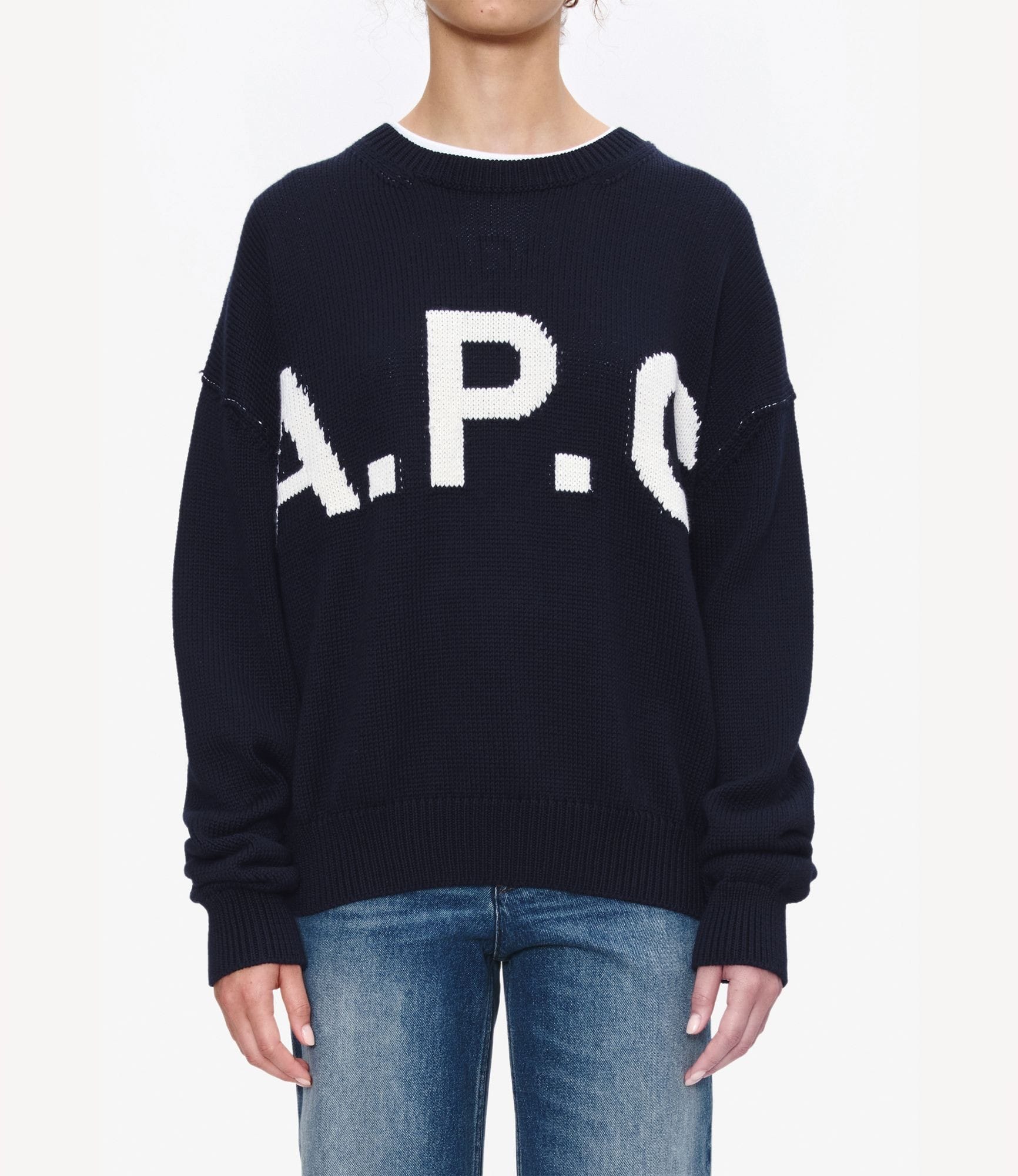 ダークネイビー