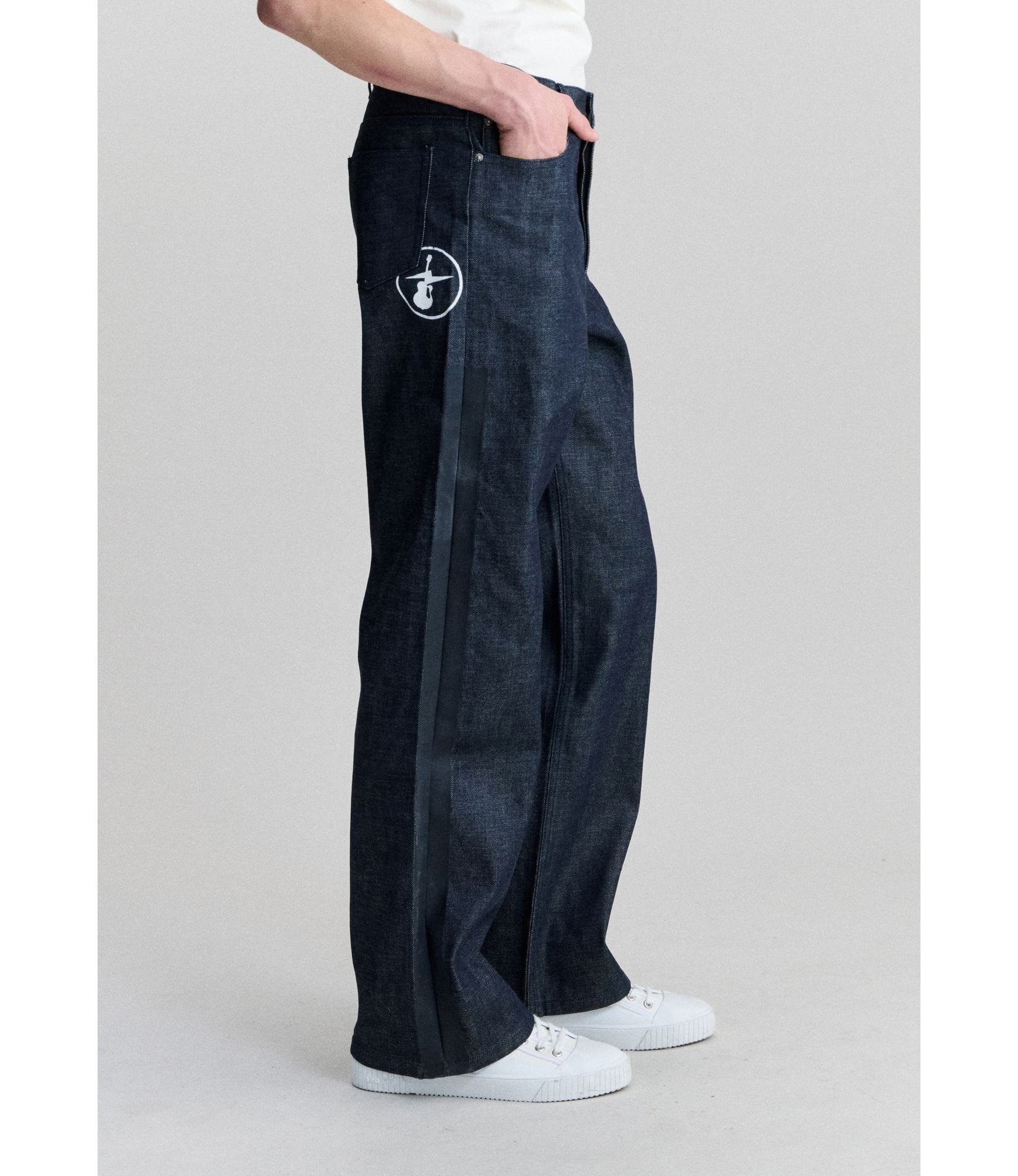 A.P.C. FRGMT. Sally ジーンズ｜HOMME ｜A.P.C. | アー・ペー・セー