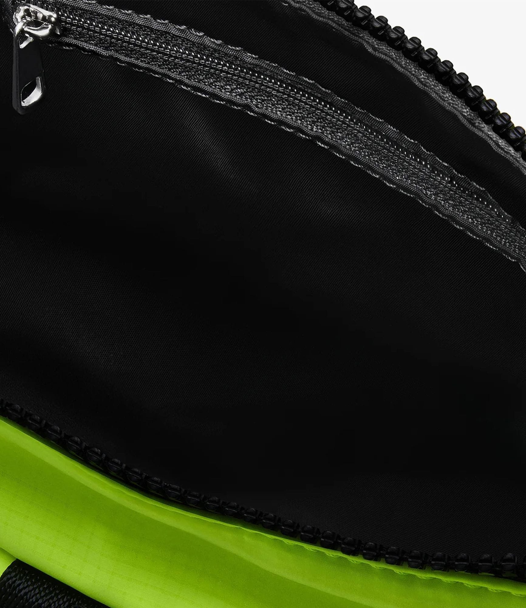 ネオンイエロー